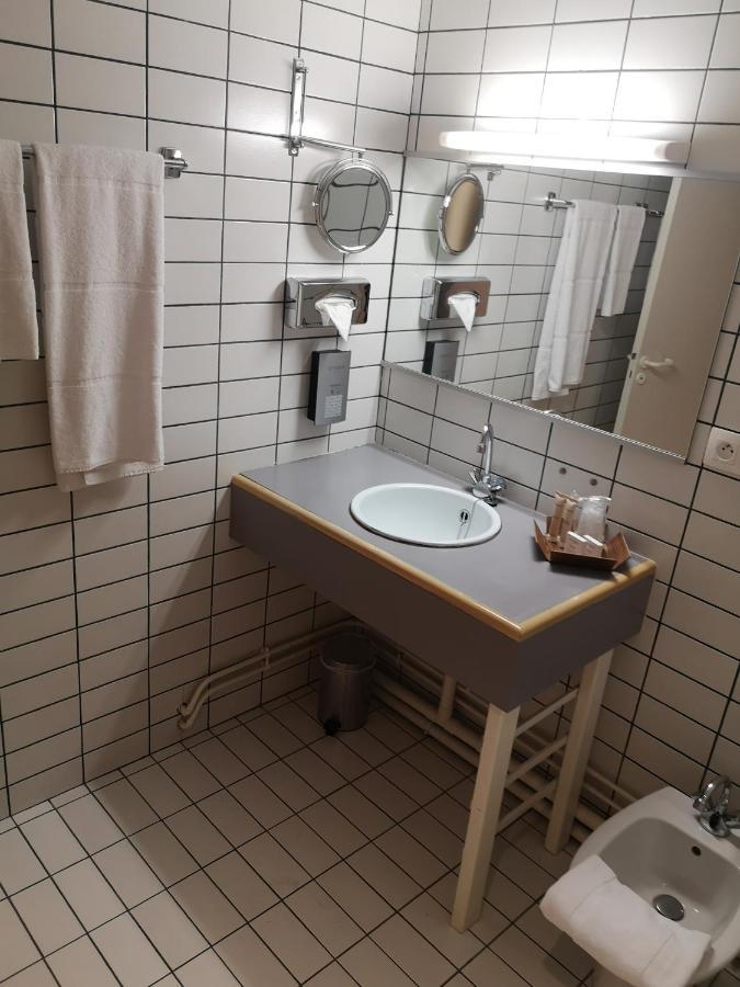 Hotel Le Transatlantique - Lycee Hotelier La Rochelle Ла-Рошель Екстер'єр фото